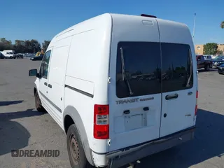 2013 Ford Transit Connect XL z VIN NM0LS7CN5DT172095, wystawiony jako IAAI lot #41979833 z przebiegiem 155 044 mil mil oraz . Historia ofert i sprzedaży dostępna na DreamBid. Obrazek 3.