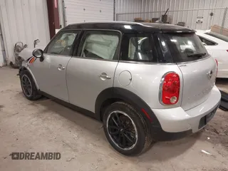 2015 MINI Countryman z VIN WMWZB3C59FWR46546, wystawiony jako IAAI lot #41687489 z przebiegiem 95 734 mil mil oraz . Historia ofert i sprzedaży dostępna na DreamBid. Obrazek 3.