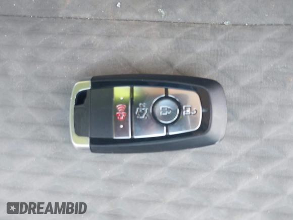 2022 Ford Escape SE z VIN 1FMCU0G62NUA25554, wystawiony jako IAAI lot #41900612 z przebiegiem 63 581 mil mil oraz . Historia ofert i sprzedaży dostępna na DreamBid. Obrazek 11.