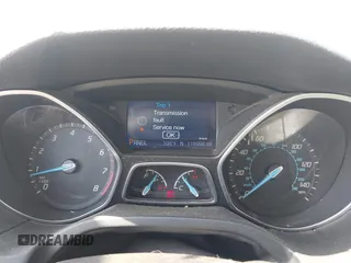 2013 Ford Focus SE with VIN 1FADP3F21DL318968, listed as a IAAI auction lot 42586198 with 118,998 mi miles and . Bid and sale history available at DreamBid. Image 7.