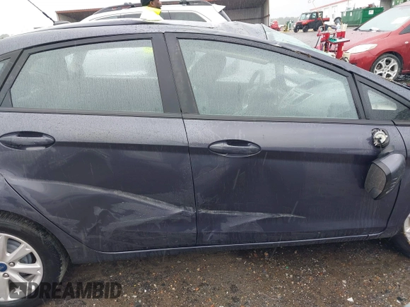 2012 Ford Fiesta SE z VIN 3FADP4BJ4CM155538, wystawiony jako IAAI lot #42352703 z przebiegiem 100 666 mil mil oraz . Historia ofert i sprzedaży dostępna na DreamBid. Obrazek 13.