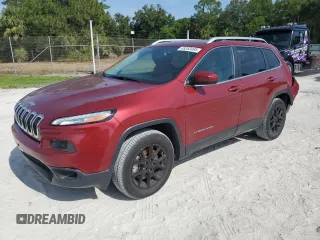 2015 Jeep Cherokee Latitude с VIN 1C4PJMCS3FW588207, выставлен на аукционе Copart как лот 65263495 с пробегом 95 142 миль миль и Списание • Salvage title. История ставок и продаж доступна на DreamBid. Изображение 1.