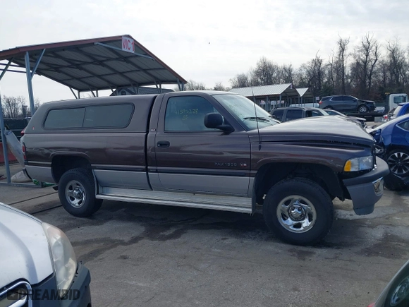 1998 Dodge Ram 1500 with VIN 3B7HF16Z9WM220840, listed as a IAAI auction lot 41595328 with 199,281 mi miles. Bid and sale history available at carsss.com. Image 13.