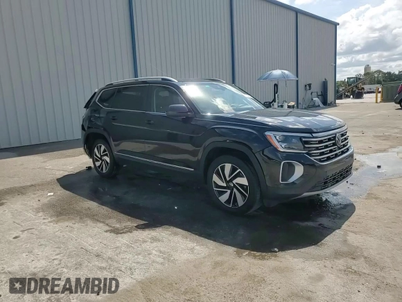 2024 Volkswagen Atlas SEL with VIN 1V2BR2CA9RC545090, listed as a Copart auction lot 61136825 with 18,248 mi miles and Non repairable. Bid and sale history available at DreamBid. Image 15.
