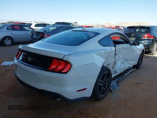 2023 Ford Mustang EcoBoost z VIN 1FA6P8TH2P5110671, wystawiony jako IAAI lot #41745979 z przebiegiem 30 581 mil mil oraz . Historia ofert i sprzedaży dostępna na DreamBid. Obrazek 4.