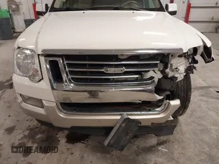 2010 Ford Explorer Eddie Bauer with VIN 1FMEU7EE5AUB13603, listed as a IAAI auction lot 41499590 with 218,425 mi miles. Bid and sale history available at carsss.com. Image 6.