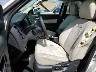 2010 Mercury Mariner Premier z VIN 4M2CN9H72AKJ27868, wystawiony jako Copart lot #50773845 z przebiegiem 181 181 mil mil oraz Szkoda całkowita • Salvage title. Historia ofert i sprzedaży dostępna na DreamBid. Obrazek 7.