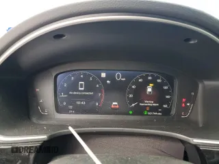 2024 Honda Civic Sport Touring z VIN 19XFL1G83RE019729, wystawiony jako Copart lot #50649715 z przebiegiem 21 744 mil mil oraz Szkoda całkowita • Salvage title. Historia ofert i sprzedaży dostępna na DreamBid. Obrazek 9.