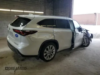 2024 Toyota Highlander LE with VIN 5TDKDRBH7RS547006, listed as a Copart auction lot 59846345 with Not provided miles and Salvage title. Bid and sale history available at DreamBid. Image 3.