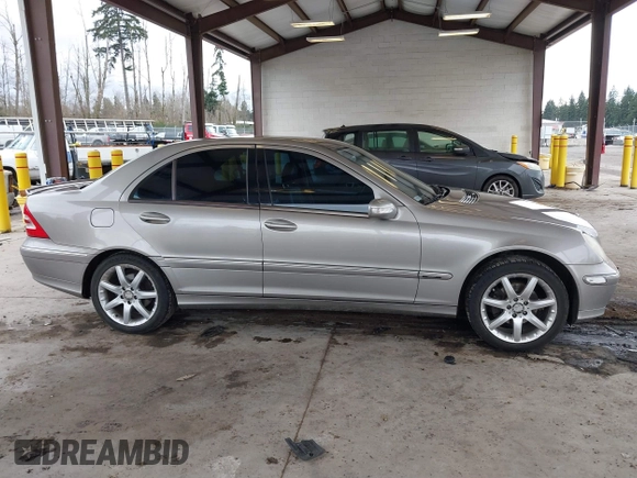 2003 Mercedes-Benz C 230 Kompressor with VIN WDBRF40J43F385553, listed as a IAAI auction lot 41614596 with 196,640 mi miles and . Bid and sale history available at DreamBid. Image 12.