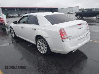2014 Chrysler 300 with VIN 2C3CCAEG1EH380389, listed as a IAAI auction lot 41544101 with 186,314 mi miles. Bid and sale history available at carsss.com. Image 3.