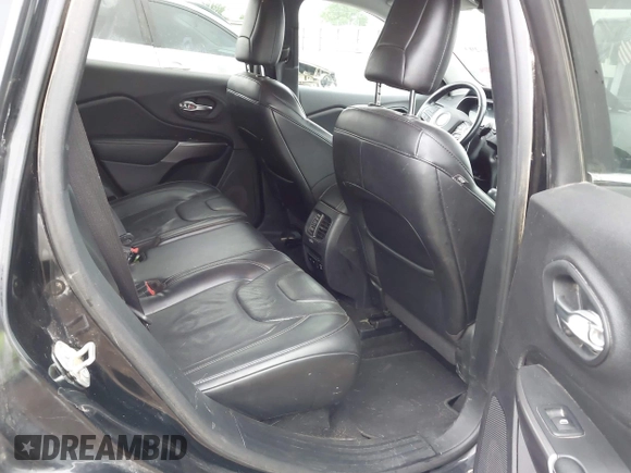 2020 Jeep Cherokee Limited с VIN 1C4PJLDB9LD560766, выставлен на аукционе IAAI как лот 42066299 с пробегом 116 573 миль миль и . История ставок и продаж доступна на DreamBid. Изображение 8.