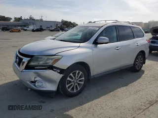 2014 Nissan Pathfinder SL with VIN 5N1AR2MN3EC686421, listed as a Copart auction lot 52896555 with 118,840 mi miles and Salvage title. Bid and sale history available at DreamBid. Image 1.