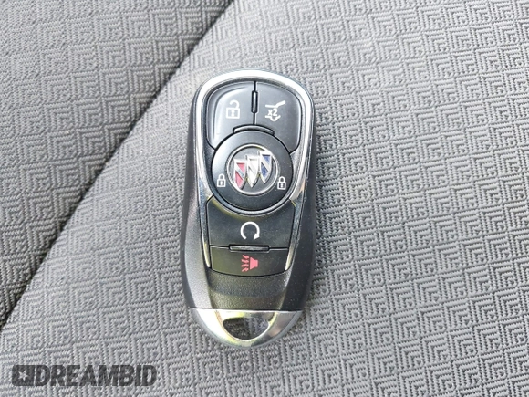 2020 Buick Encore GX Select z VIN KL4MMDSL7LB126928, wystawiony jako IAAI lot #42303819 z przebiegiem 74 360 mil mil oraz . Historia ofert i sprzedaży dostępna na DreamBid. Obrazek 11.