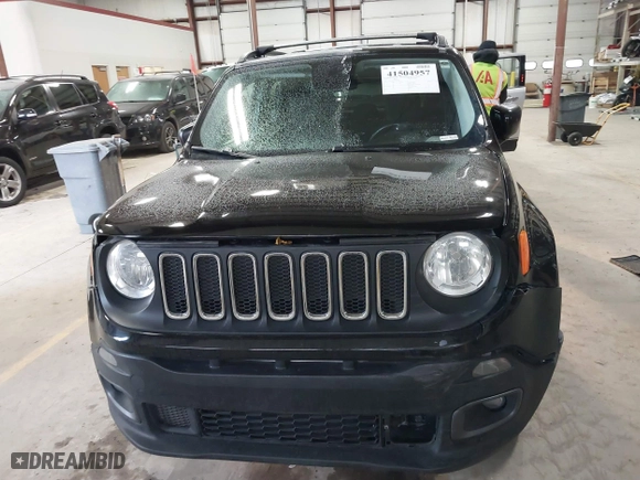 2017 Jeep Renegade Latitude with VIN ZACCJBBB4HPF10815, listed as a IAAI auction lot 41504957 with 192,076 mi miles. Bid and sale history available at carsss.com. Image 12.