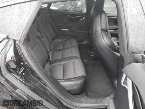 2018 Tesla Model S 75D с VIN 5YJSA1E26JF261691, выставлен на аукционе Copart как лот 45222545 с пробегом 121 600 миль миль и Списание • Salvage title. История ставок и продаж доступна на DreamBid. Изображение 10.