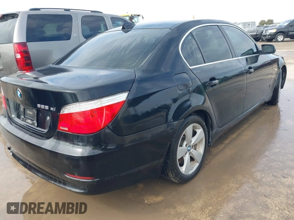 2008 BMW 5 Series 528xi with VIN WBANV13578CZ51419, listed as a IAAI auction lot 41265909 with 213,152 mi miles. Bid and sale history available at carsss.com. Image 4.
