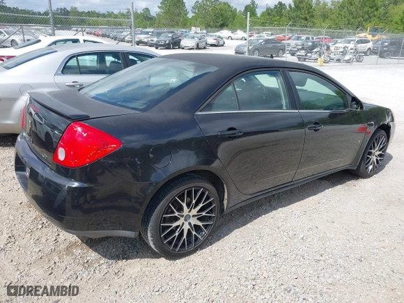 2008 Pontiac G6 GT with VIN 1G2ZH57N084272118, listed as a IAAI auction lot 42079504 with 1 mi miles. Bid and sale history available at carsss.com. Image 4.
