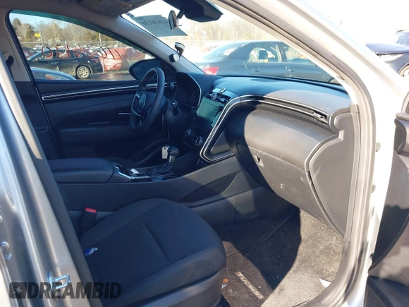 2022 Hyundai Tucson SEL with VIN 5NMJBCAEXNH025957, listed as a IAAI auction lot 41636130 with 40,804 mi miles and . Bid and sale history available at carsss.com. Image 5.