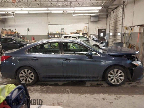 2015 Subaru Legacy 2.5i Premium with VIN 4S3BNAE6XF3033303, listed as a IAAI auction lot 42038015 with 111,207 mi miles. Bid and sale history available at carsss.com. Image 13.