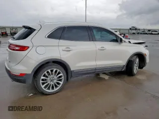2017 Lincoln MKC Reserve with VIN 5LMCJ3C95HUL71240, listed as a Copart auction lot 60345115 with 101,711 mi miles and Salvage title. Bid and sale history available at DreamBid. Image 3.
