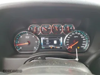 2018 GMC Yukon XL SLT with VIN 1GKS2GKC7JR272274, listed as a Copart auction lot 48049525 with 152,759 mi miles and Salvage Title. Bid and sale history available at carsss.com. Image 9.