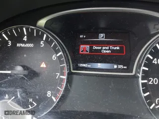 2018 Nissan Altima 2.5 SL with VIN 1N4AL3AP8JC216628, listed as a IAAI auction lot 41789254 with 135,965 mi miles. Bid and sale history available at carsss.com. Image 15.