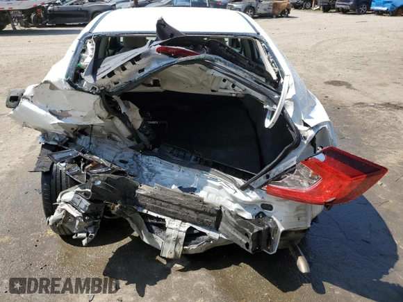 2020 Honda Civic LX z VIN 19XFC2F69LE201741, wystawiony jako Copart lot #49923505 z przebiegiem 57 538 mil mil oraz Szkoda całkowita • Salvage title. Historia ofert i sprzedaży dostępna na DreamBid. Obrazek 6.