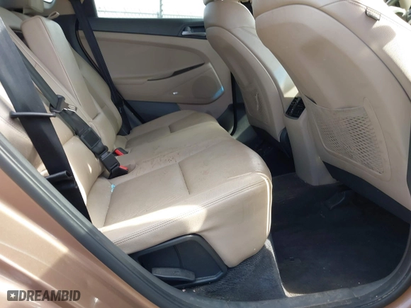2017 Hyundai Tucson SE Plus with VIN KM8J33A45HU443937, listed as a IAAI auction lot 41652543 with 127,332 mi miles. Bid and sale history available at carsss.com. Image 8.