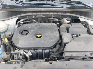 2019 Hyundai Tucson SE with VIN KM8J23A48KU026984, listed as a IAAI auction lot 41767118 with 72,647 mi miles. Bid and sale history available at carsss.com. Image 10.