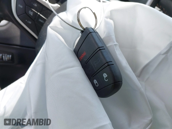 2019 Jeep Compass Latitude with VIN 3C4NJCBB1KT833007, listed as a IAAI auction lot 42401265 with 106,973 mi miles and . Bid and sale history available at DreamBid. Image 11.