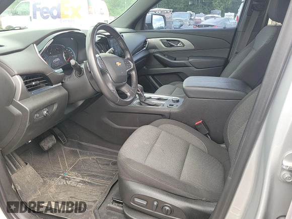 2022 Chevrolet Traverse LT Cloth z VIN 1GNEVGKWXNJ169131, wystawiony jako IAAI lot #42561409 z przebiegiem 87 915 mil mil oraz . Historia ofert i sprzedaży dostępna na DreamBid. Obrazek 20.