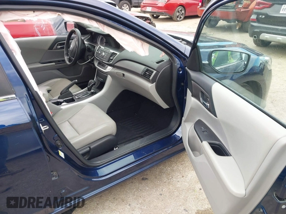 2015 Honda Accord LX with VIN 1HGCR2F33FA060181, listed as a IAAI auction lot 41370624 with 73,975 mi miles and . Bid and sale history available at DreamBid. Image 5.