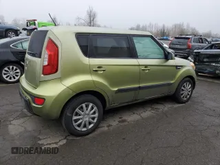 2012 Kia Soul with VIN KNDJT2A54C7421734, listed as a Copart auction lot 88484475 with 170,317 mi miles and Clean Title. Bid and sale history available at carsss.com. Image 3.