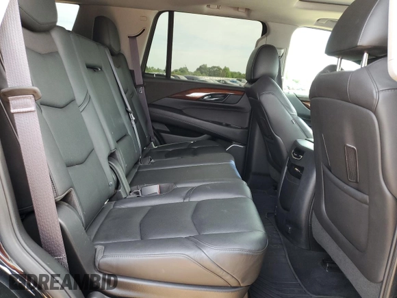 2016 Cadillac Escalade Luxury Collection z VIN 1GYS4BKJ6GR249014, wystawiony jako Copart lot #55329015 z przebiegiem 116 444 mil mil oraz Szkody całkowita. Historia ofert i sprzedaży dostępna na DreamBid. Obrazek 11.