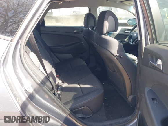 2017 Hyundai Tucson SE z VIN KM8J33A48HU253405, wystawiony jako IAAI lot #42097849 z przebiegiem 129 397 mil mil oraz . Historia ofert i sprzedaży dostępna na DreamBid. Obrazek 8.