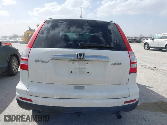2011 Honda CR-V EX-L with VIN 5J6RE4H7XBL052197, listed as a IAAI auction lot 41827999 with 105,399 mi miles. Bid and sale history available at carsss.com. Image 16.