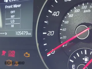 2018 Kia Stinger with VIN KNAE15LA1J6029913, listed as a IAAI auction lot 41477274 with 105,479 mi miles. Bid and sale history available at carsss.com. Image 15.