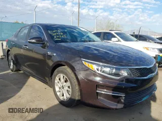 2018 Kia Optima LX with VIN KNAGT4L35J5238723, listed as a IAAI auction lot 41702109 with 66,620 mi miles. Bid and sale history available at carsss.com. Image 1.