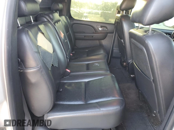 2010 Chevrolet Avalanche LTZ with VIN 3GNNCGE0XAG257069, listed as a Copart auction lot 45189615 with 206,377 mi miles and Salvage Title. Bid and sale history available at DreamBid. Image 10.