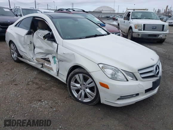 2012 Mercedes-Benz E 350 with VIN WDDKJ5KB9CF164436, listed as a IAAI auction lot 41494355 with 165,147 mi miles and . Bid and sale history available at DreamBid. Image 1.