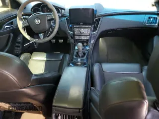 2012 Cadillac CTS-V z VIN 1G6DV5EP8C0150788, wystawiony jako Copart lot #69108334 z przebiegiem 121 090 mil mil oraz Czysty tytuł • Clean title. Historia ofert i sprzedaży dostępna na DreamBid. Obrazek 8.