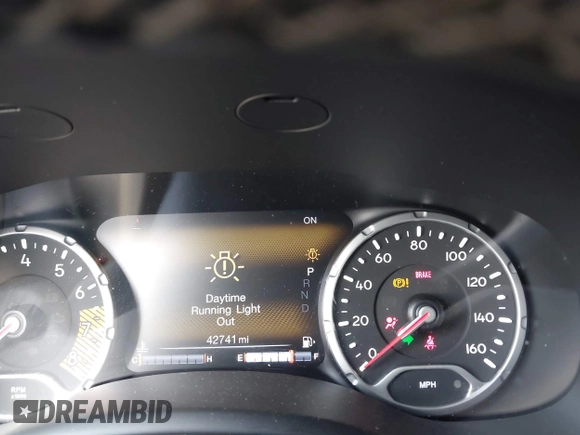 2021 Jeep Renegade Latitude with VIN ZACNJCBB0MPM51753, listed as a IAAI auction lot 42168640 with 42,741 mi miles and . Bid and sale history available at DreamBid. Image 7.