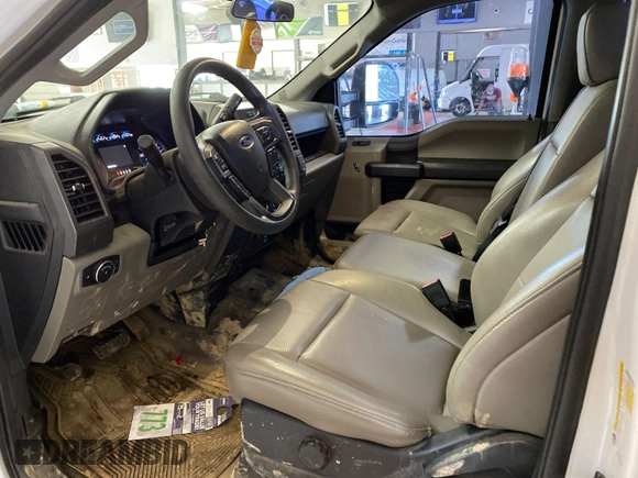 2022 Ford F-250 XL z VIN 1FT7W2BT4NEC00678, wystawiony jako IAAI lot #42708244 z przebiegiem 97 809 mil mil oraz . Historia ofert i sprzedaży dostępna na DreamBid. Obrazek 2.