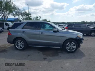 2012 Mercedes-Benz M ML 350 with VIN 4JGDA5HBXCA068916, listed as a IAAI auction lot 42096508 with 69,881 mi miles and . Bid and sale history available at carsss.com. Image 13.