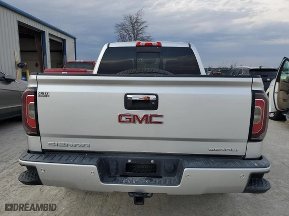 2018 GMC Sierra 1500 Denali with VIN 3GTU2PEJ0JG450444, listed as a Copart auction lot 46839075 with 62,703 mi miles and Salvage Title. Bid and sale history available at carsss.com. Image 6.