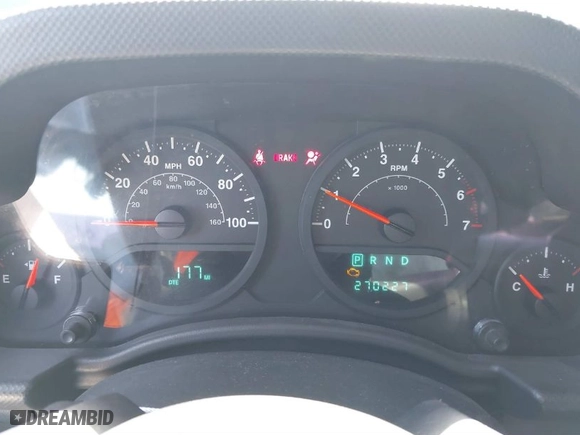 2007 Jeep Wrangler Unlimited X with VIN 1J4GA39197L161975, listed as a IAAI auction lot 41742409 with 270,227 mi miles. Bid and sale history available at carsss.com. Image 15.