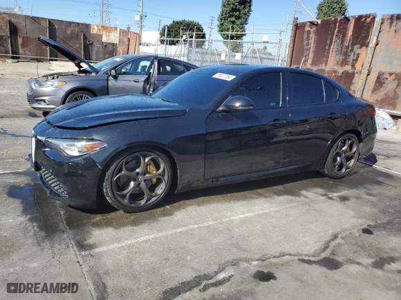 2018 Alfa Romeo Giulia Ti with VIN ZARFAECNXJ7576446, listed as a Copart auction lot 78037754 with 85,846 mi miles and Salvage Title. Bid and sale history available at carsss.com. Image 1.
