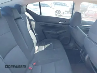 2019 Nissan Altima 2.5 SV with VIN 1N4BL4DVXKN306325, listed as a IAAI auction lot 41731601 with 66,883 mi miles. Bid and sale history available at carsss.com. Image 8.