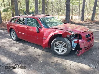 2005 Dodge Magnum RT z VIN 2D4GV58205H165037, wystawiony jako IAAI lot #41986337 z przebiegiem 83 638 mil mil oraz . Historia ofert i sprzedaży dostępna na DreamBid. Obrazek 1.